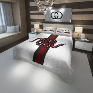 Gucci Snake Logo Brand Bedding Set Luxury Bedspread Bedroom Home Decor