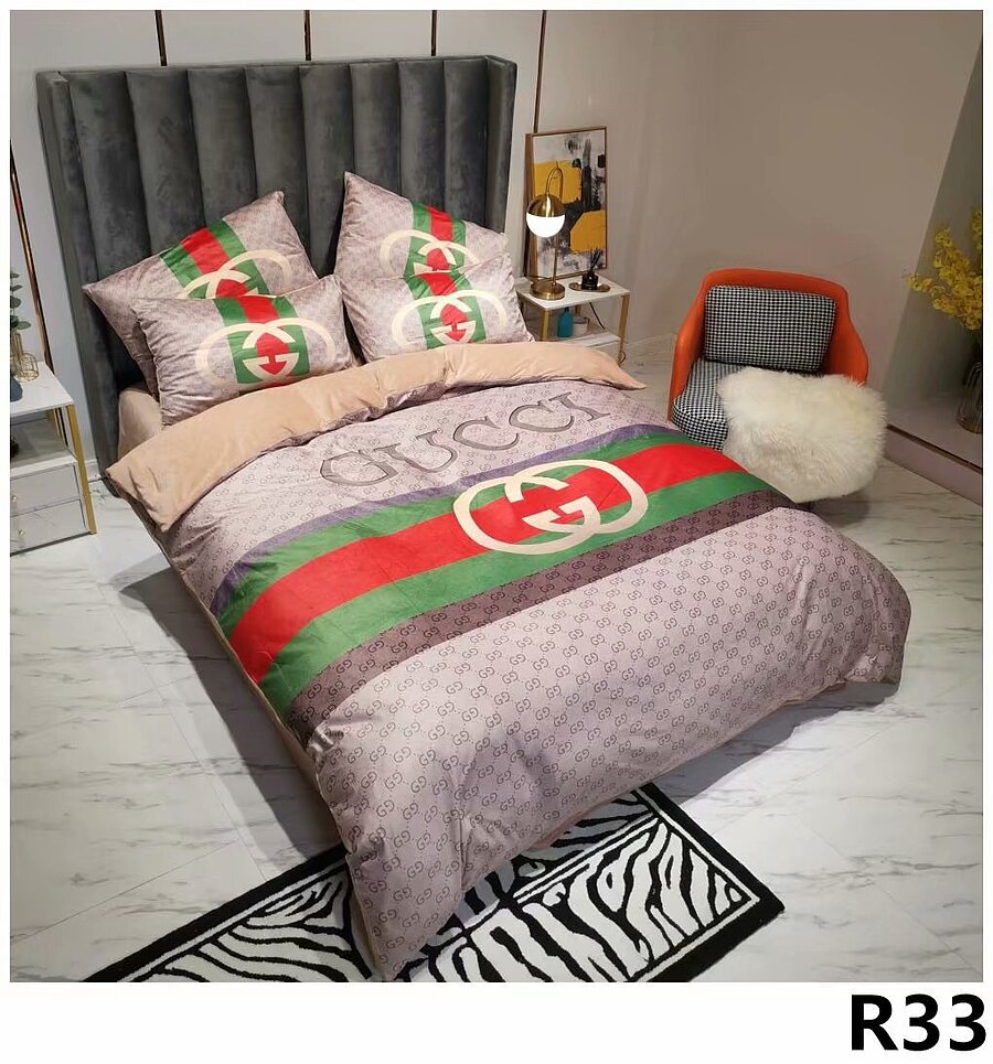 Gucci Logo Brand Bedding Set Luxury Home Decor Bedspread Bedroom