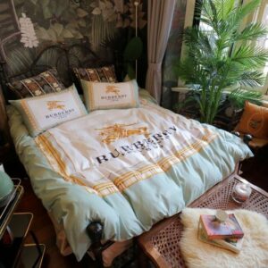 Burberry Established Ma Logo Brand Bedding Set Luxury Bedspread Bedroom Home Decor