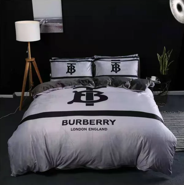 Burberry Grey Logo Brand Bedding Set Bedroom Luxury Bedspread Home Decor