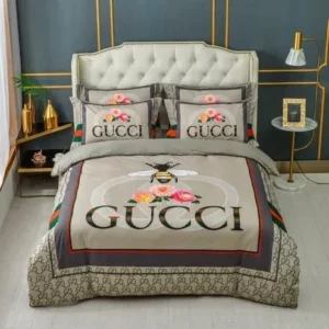 Gucci Bee Flower Logo Brand Bedding Set Luxury Bedspread Bedroom Home Decor