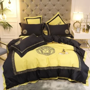 Gianni Versace Black Yellow Logo Brand Bedding Set Home Decor Luxury Bedspread Bedroom