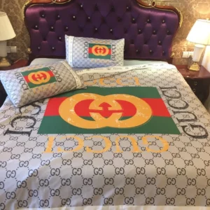 Gucci Golden Logo Brand Bedding Set Bedspread Home Decor Bedroom Luxury