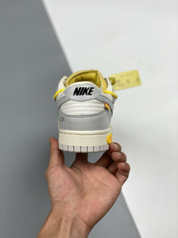 Off-White x Nike Dunk Low 29 of 50 Grey Sail For Sale