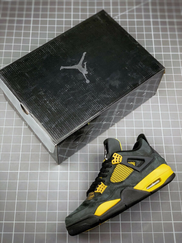 Air Jordan 4 Thunder Black Vibrant Yellow-White On Sale