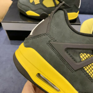 Air Jordan 4 Thunder Black Vibrant Yellow-White On Sale