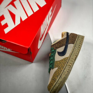 Nike Dunk Low Safari Cacao Wow Off Noir-Gorge Green DX2654-200 For Sale