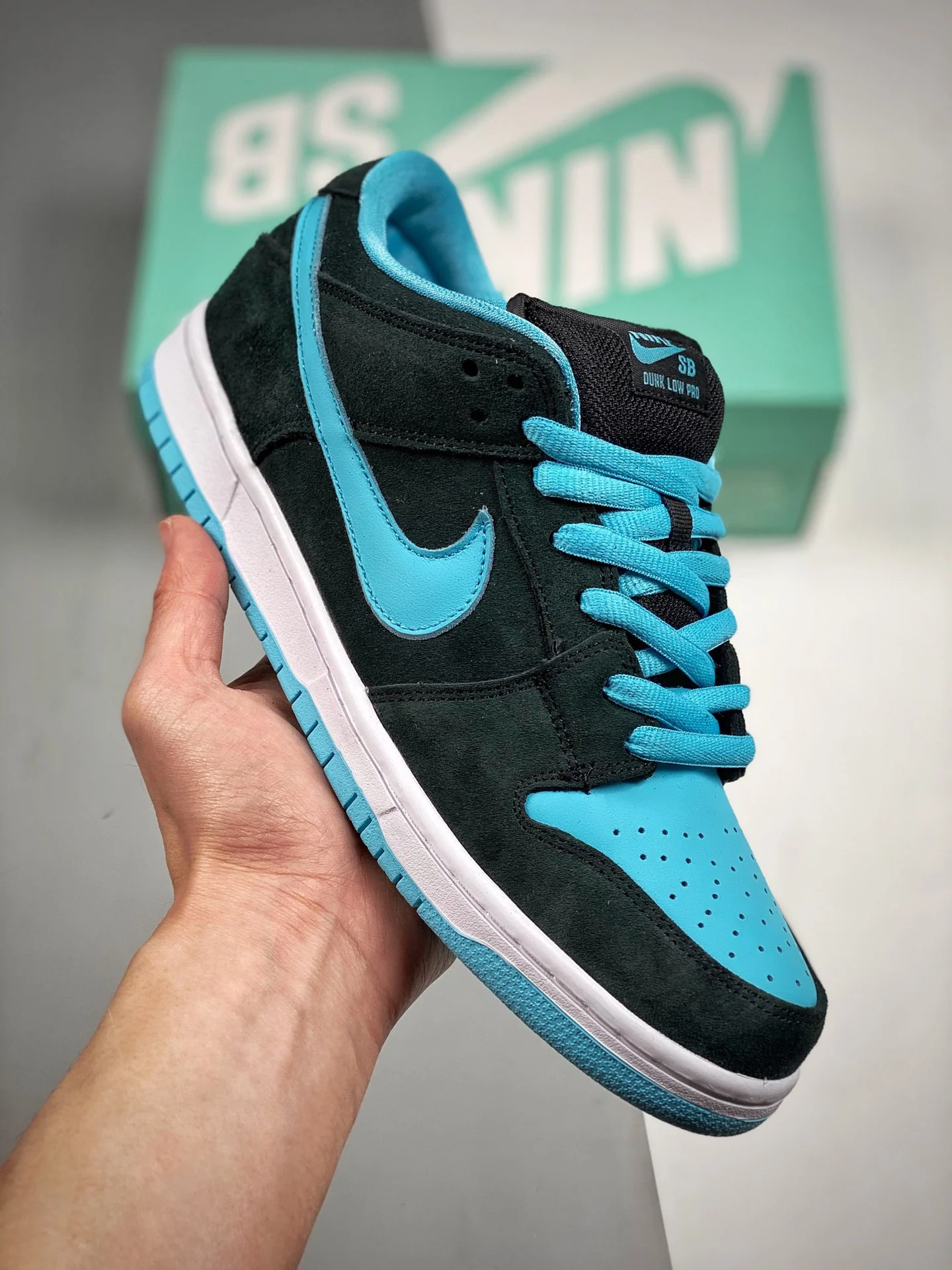 Nike SB Dunk Low Pro Black Clear Jade-White For Sale