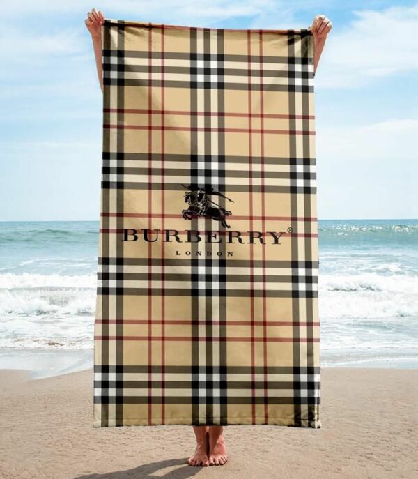 Burberry Beach Towel Summer Item Soft Cotton Luxury Accessories Fashion