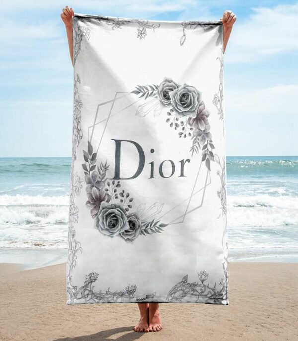 Dior Beach Towel Summer Item Luxury Fashion Accessories Soft Cotton