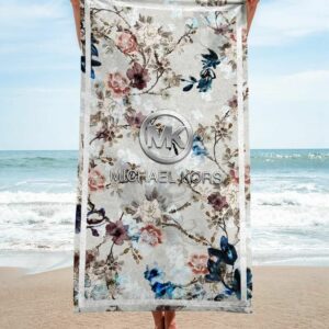 Michael Kors Beach Towel Summer Item Luxury Fashion Soft Cotton Accessories