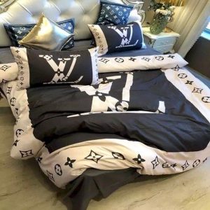 Louis Vuitton Customized Logo Brand Bedding Set Bedspread Bedroom Home Decor Luxury