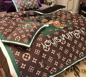 Louis Vuitton Customized Logo Brand Bedding Set Bedroom Bedspread Home Decor Luxury