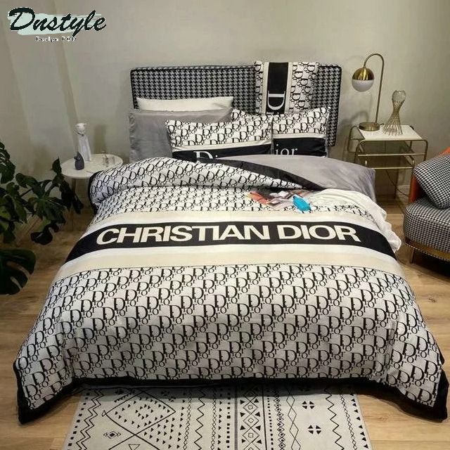 Christian Dior Logo Brand Bedding Set Bedspread Bedroom Luxury Home Decor