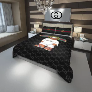 Gucci Cute Bear Logo Brand Bedding Set Bedspread Bedroom Luxury Home Decor