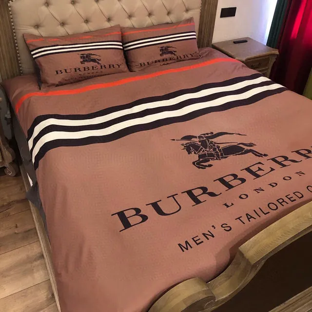 Burberry Logo Brand Bedding Set Luxury Bedspread Home Decor Bedroom