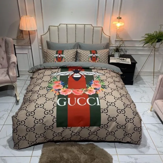 Gucci Bee Flower Logo Brand Bedding Set Luxury Bedspread Home Decor Bedroom