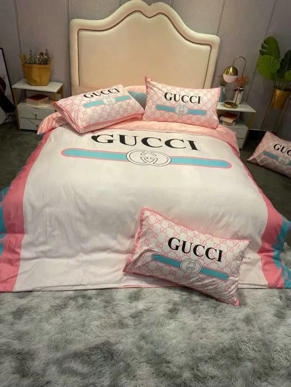 Gucci White Pink Logo Brand Bedding Set Bedroom Home Decor Bedspread Luxury