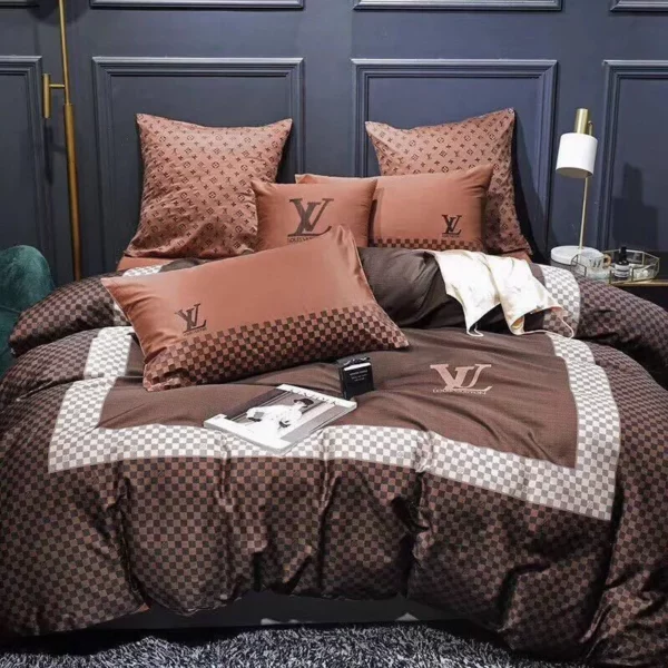 Louis Vuitton Brown Louis Vuitton Logo Brand Bedding Set Home Decor Bedspread Bedroom Luxury