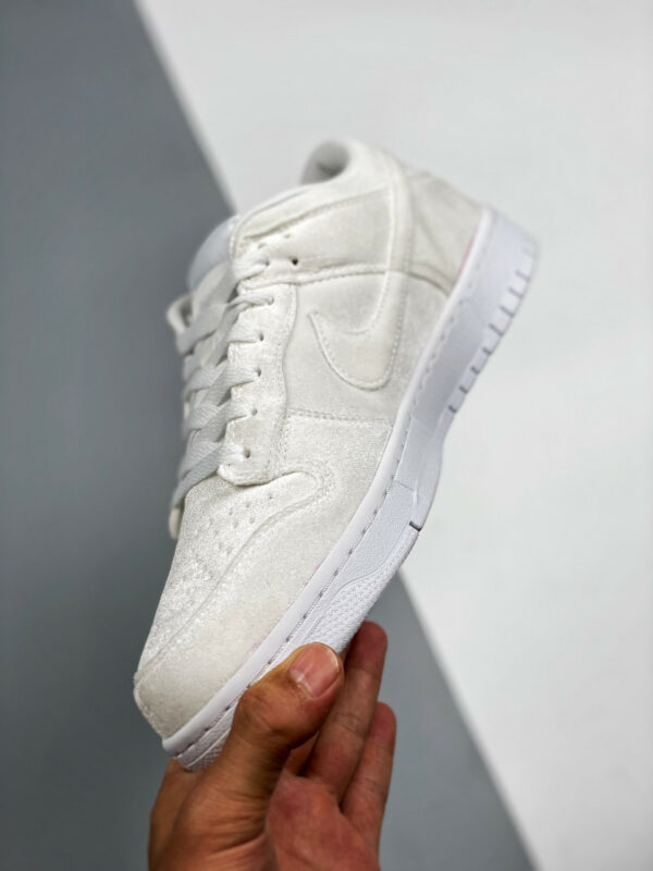 Dover Street Market x Nike Dunk Low Triple White DH2686-100 For Sale