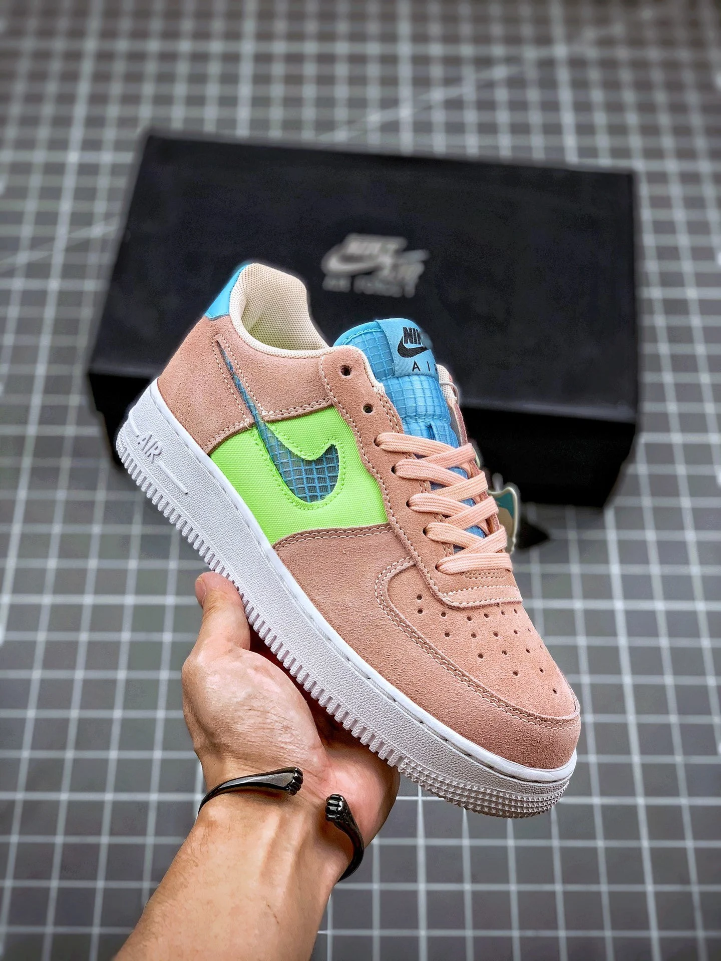 Nike Air Force 1 WMNS Washed Coral Ghost Green-Black-Oracle Aqua For Sale