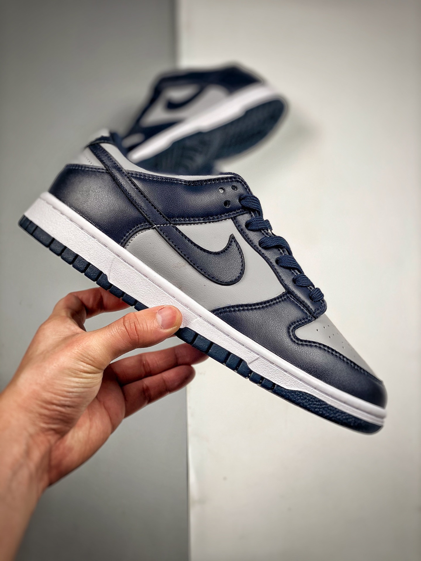 Nike Dunk Low Georgetown Wolf Grey Obsidian Total Orange For Sale