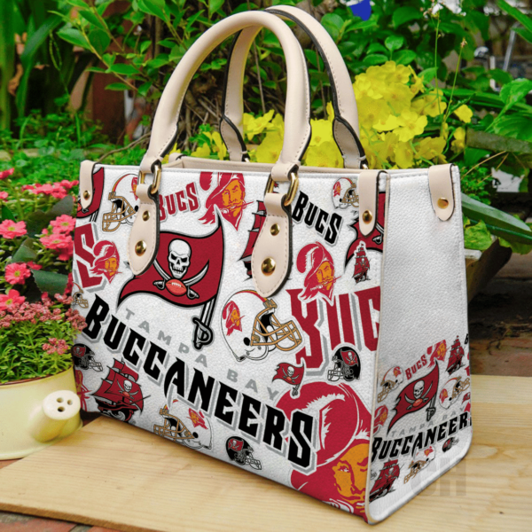 Tampa Bay Buccaneers Women Leather Hand Bag