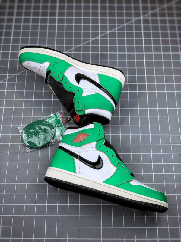 Air Jordan 1 High OG Lucky Green White-Sail-Black For Sale