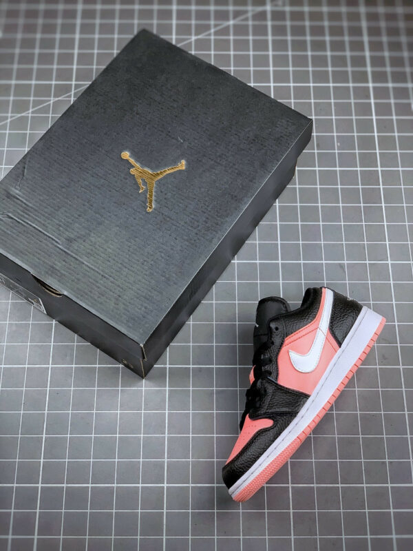 Air Jordan 1 Low Dark Smoke Grey White-Pink Quartz For Sale