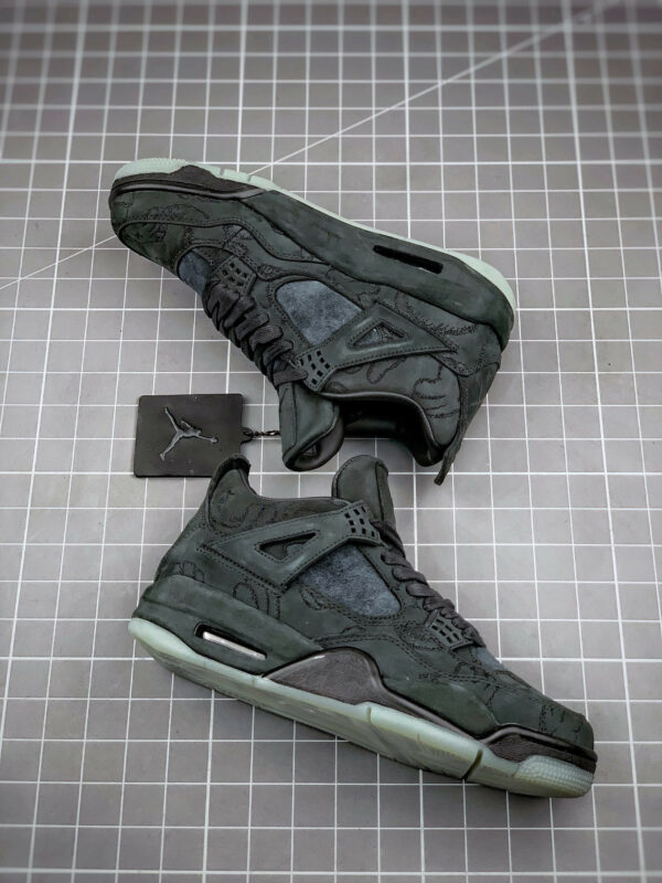 KAWS x Air Jordan 4 Black Black-Clear Glow For Sale