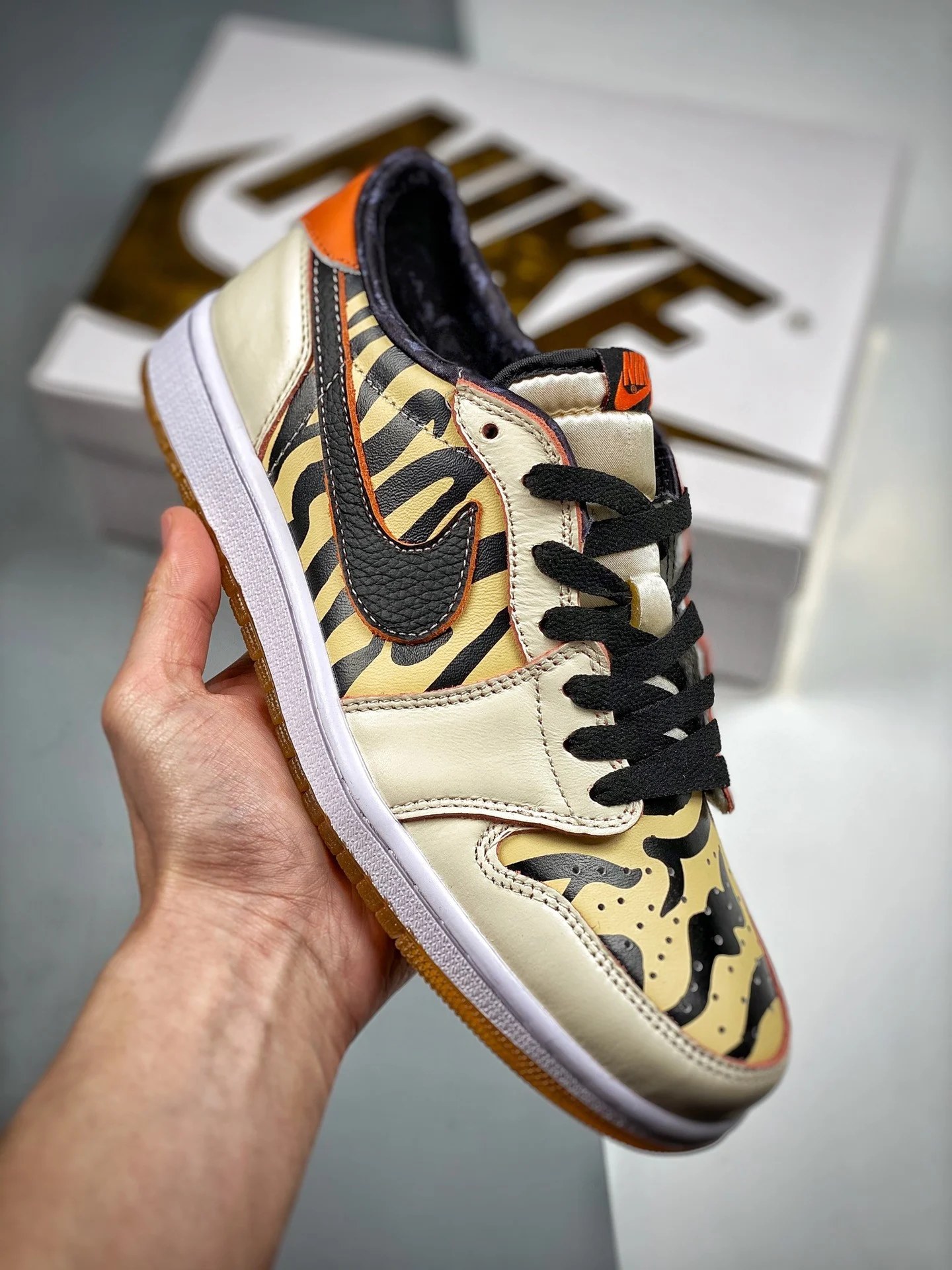 Air Jordan 1 Low OG Year of the Tiger White Black-Yellow DH6932-100 For Sale