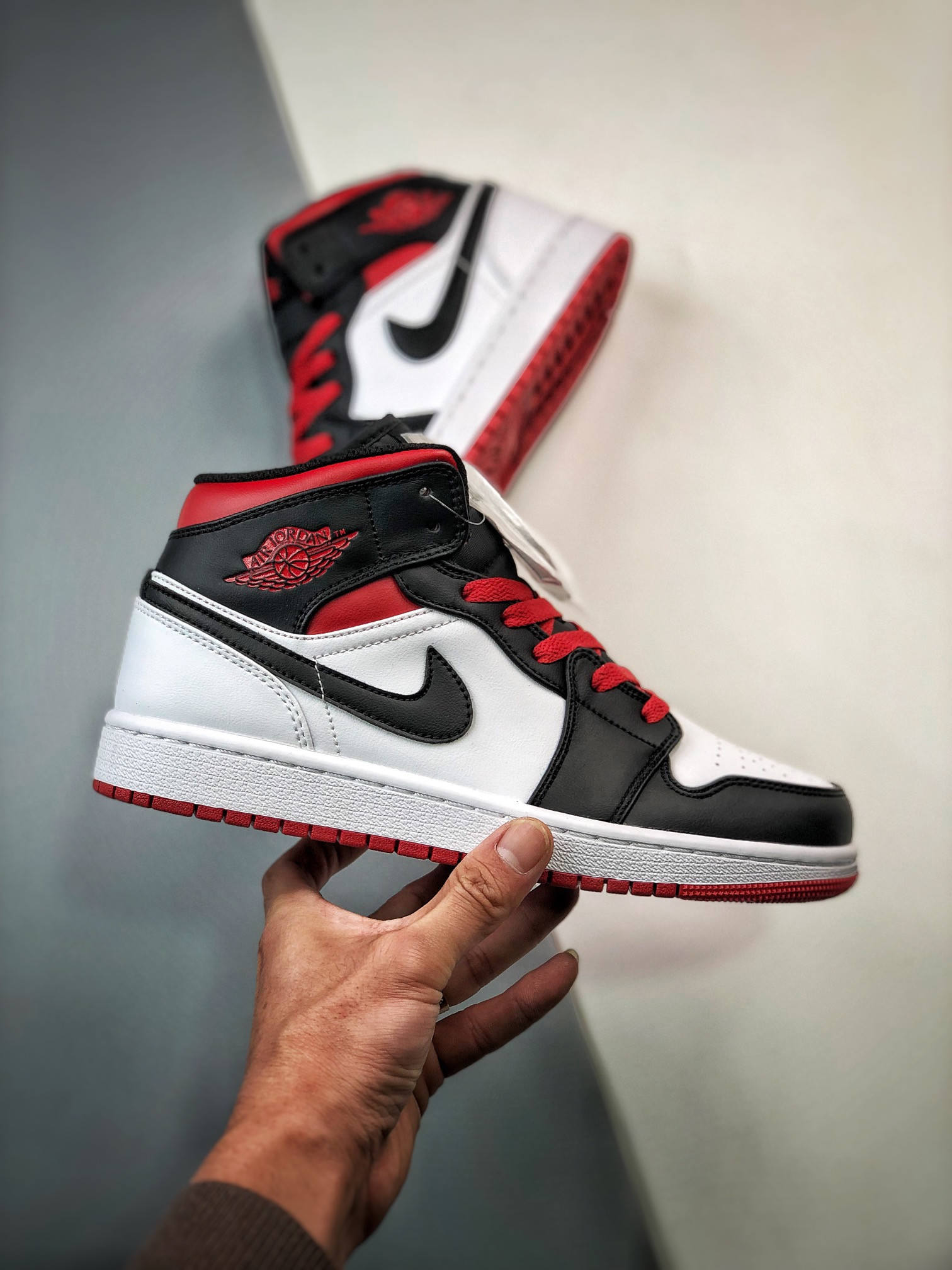 Air Jordan 1 Mid Black Toe White Gym Red-Black DQ8423-106 For Sale