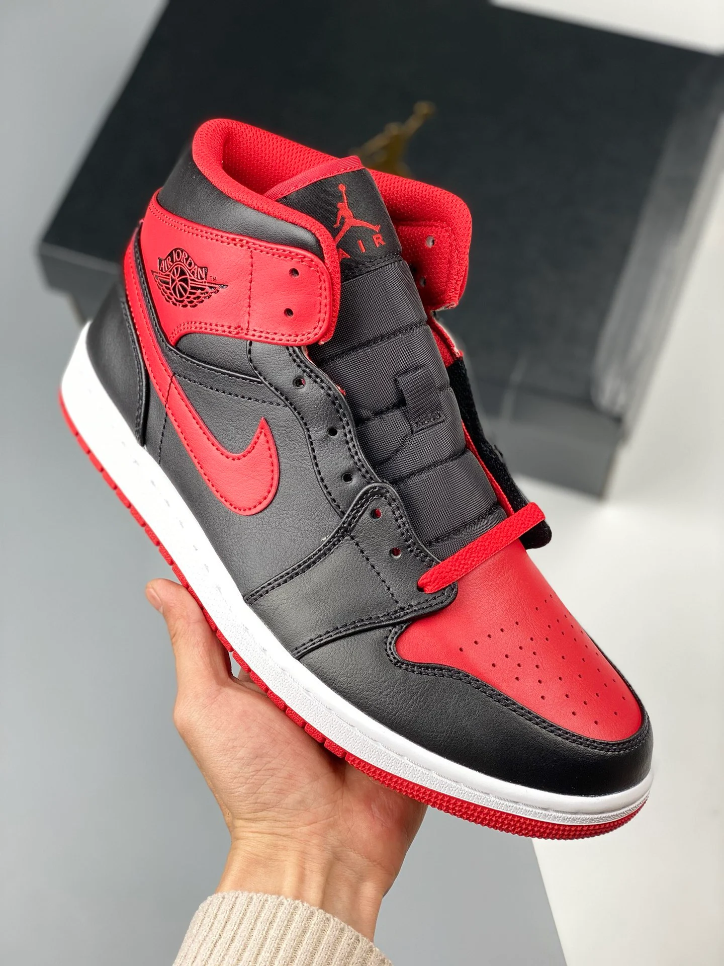 Air Jordan 1 Mid Bred Black White Fire Red DQ8426-060 For Sale