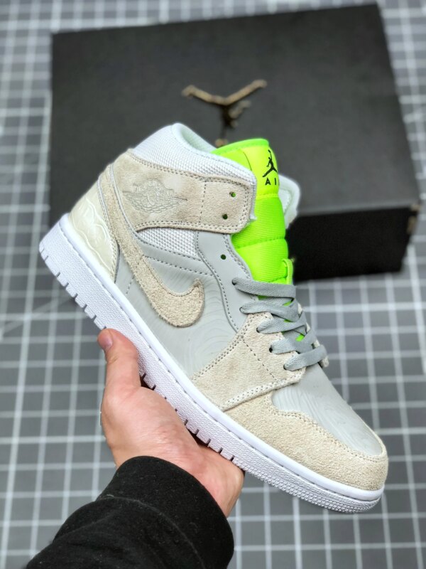 Air Jordan 1 Mid Vast Grey Ghost Green-White For Sale