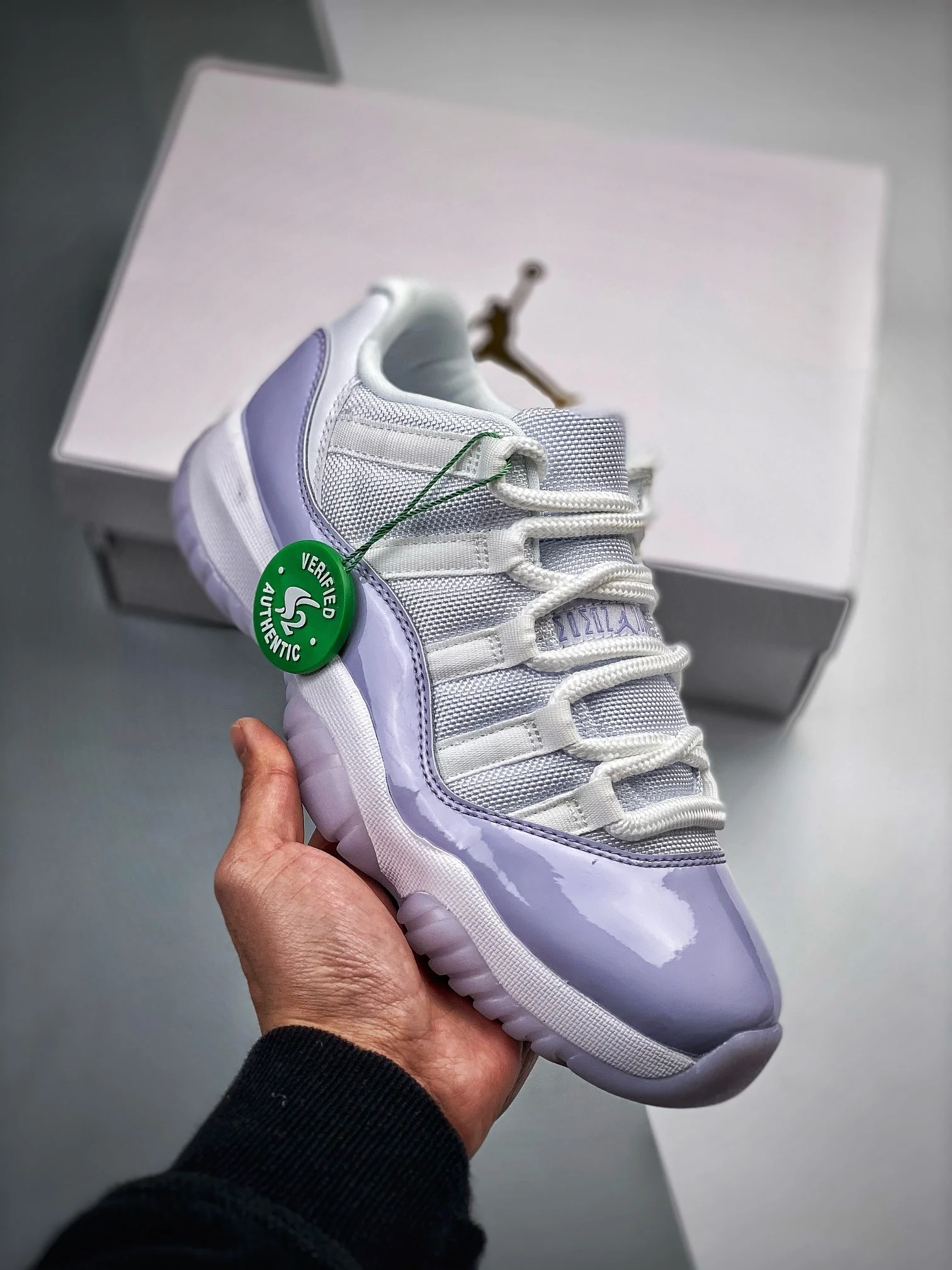 Air Jordan 11 Low White Pure Violet AH7860-101 For Sale