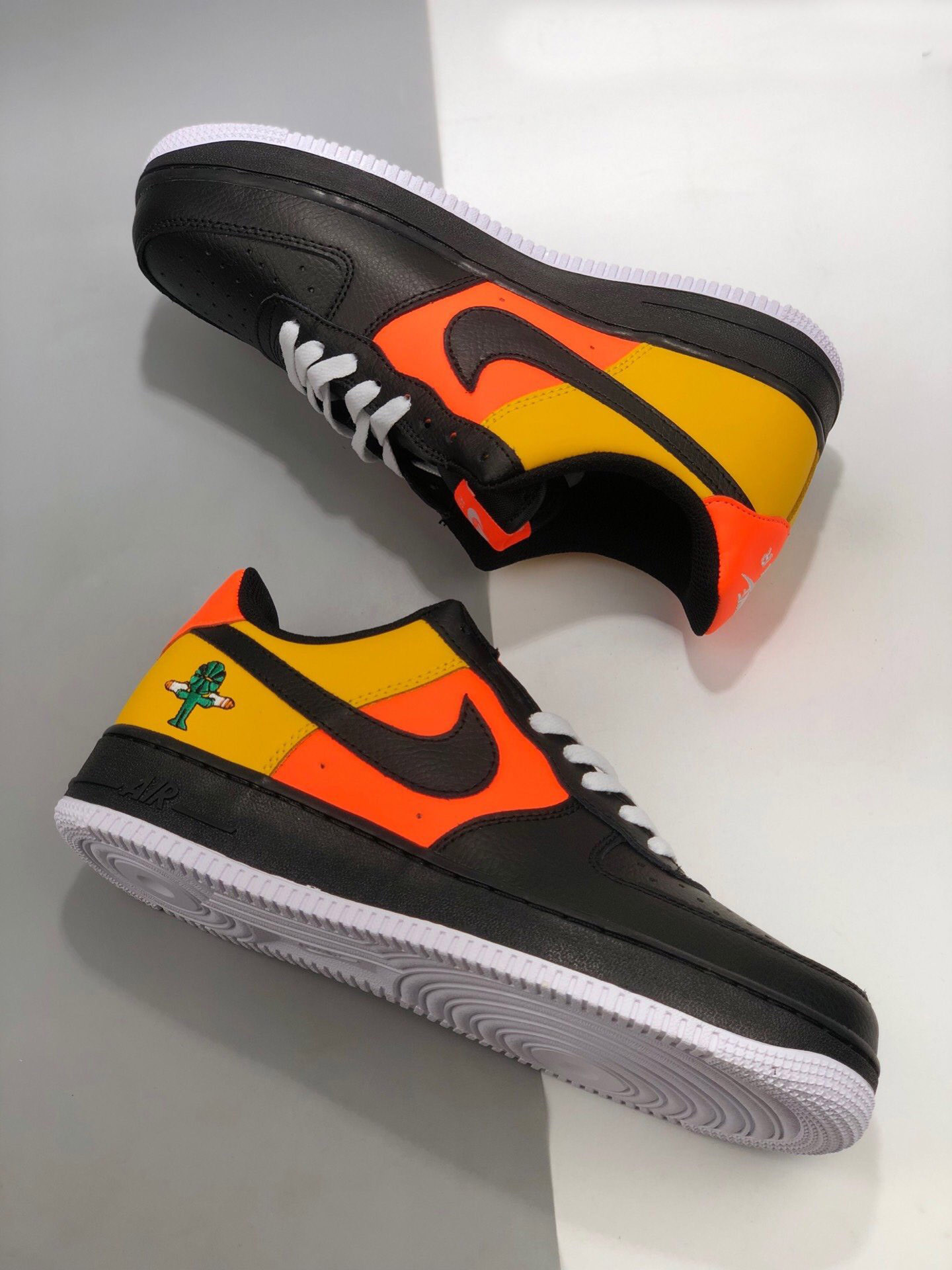 Nike Air Force 1 Raygun For Sale