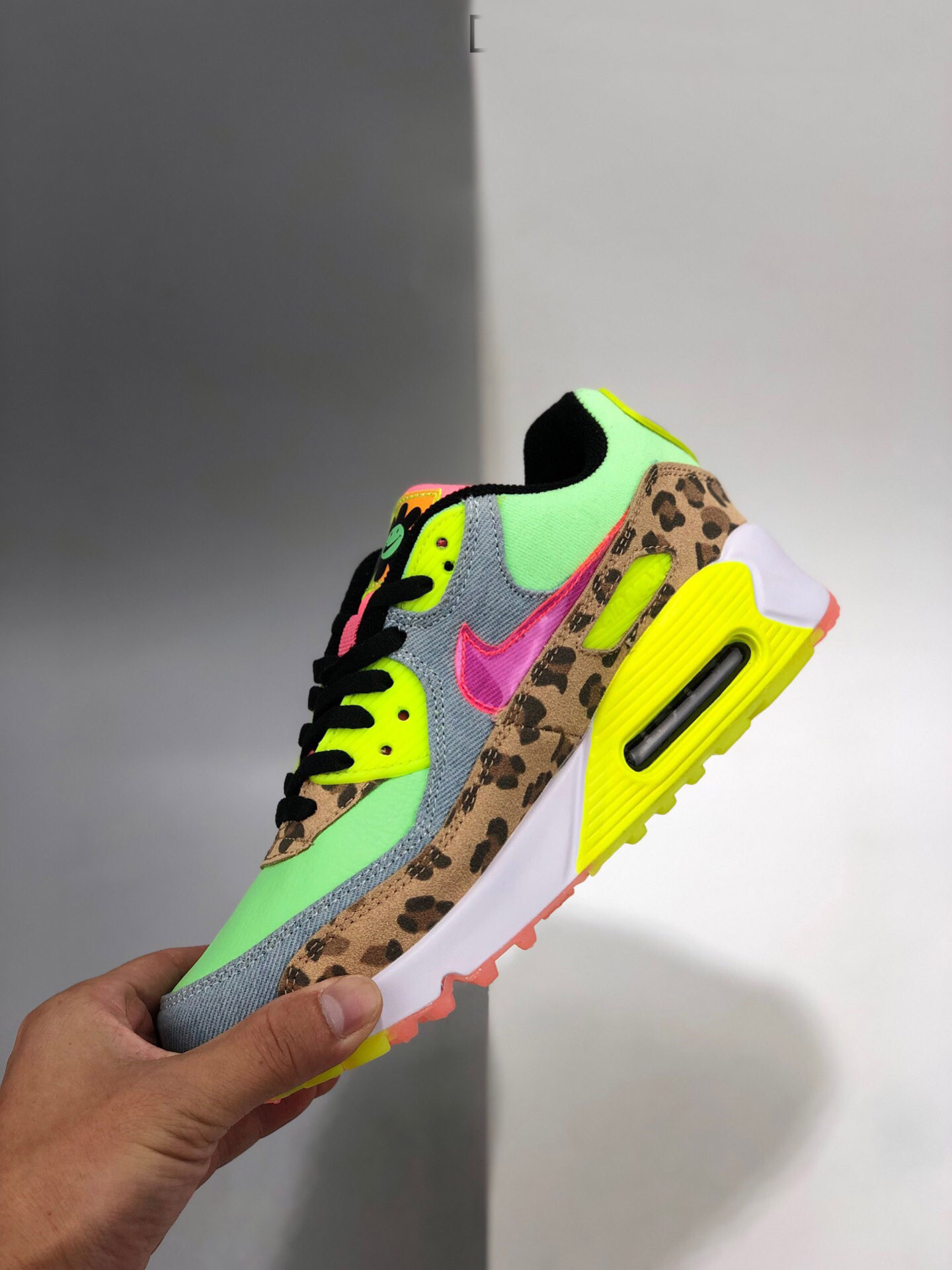 Nike Air Max 90 LX Illusion Green Sunset Pulse-Black-White For Sale