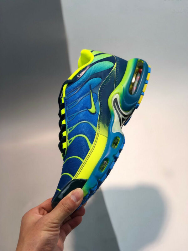 Nike Air Max Plus Gradient Fade Blue Hero Volt For Sale