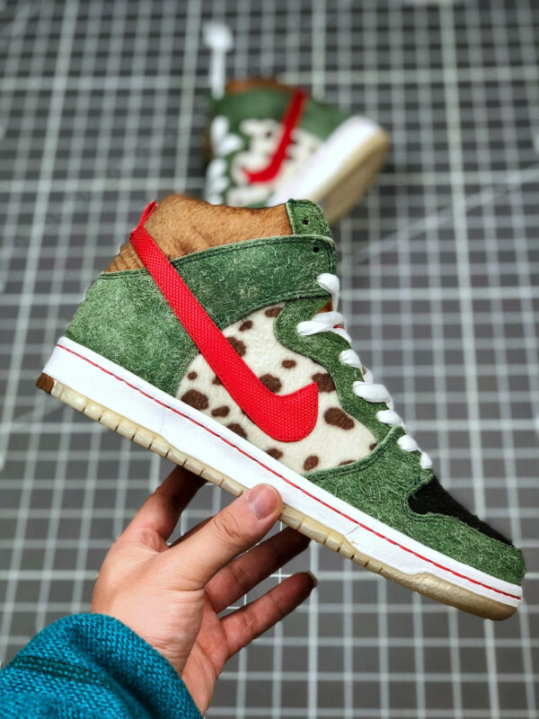 Nike SB Dunk High Dog Walker Multicolor BQ6827-300 For Sale