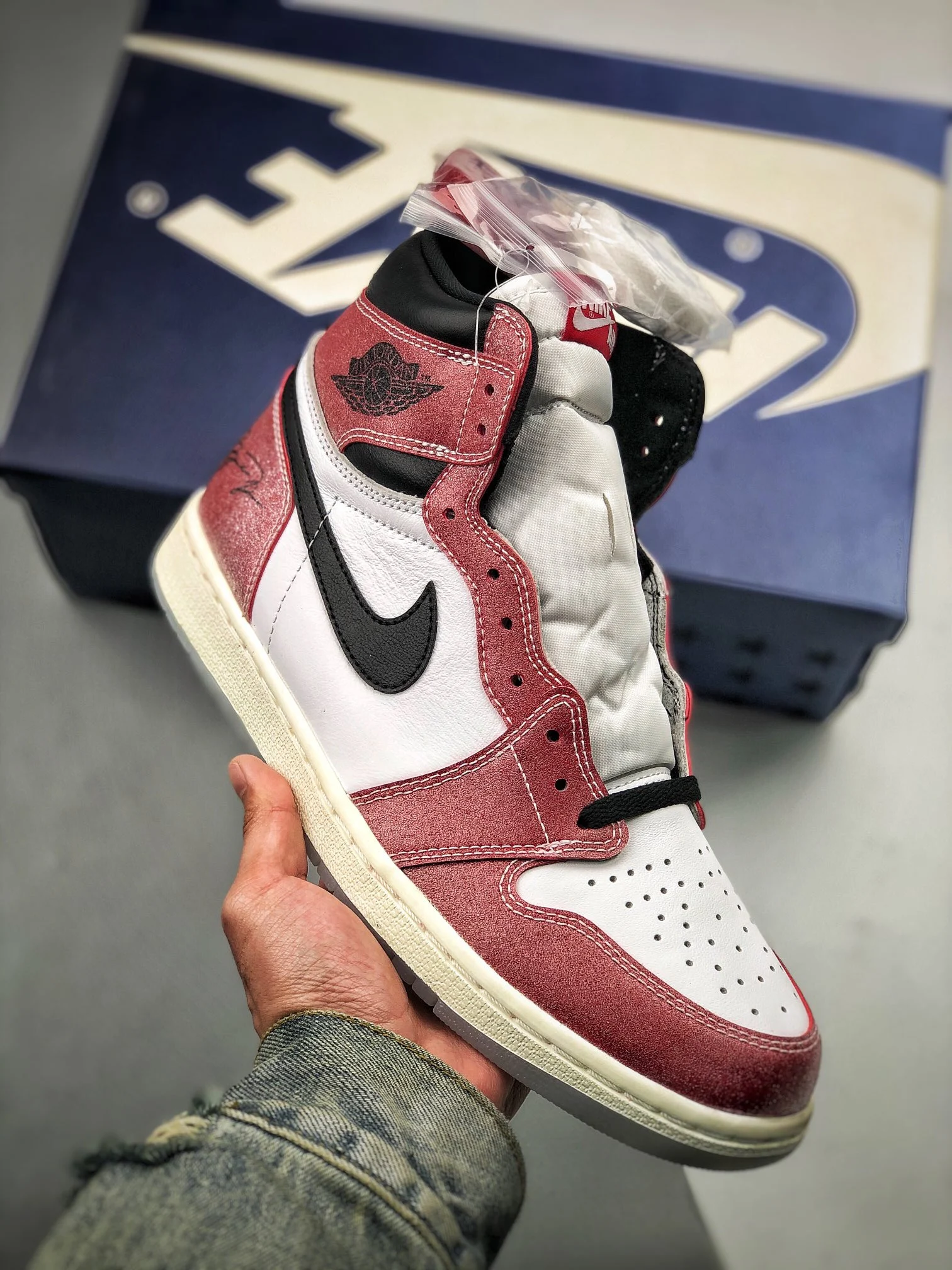 Trophy Room x Air Jordan 1 High OG SP White Varsity Red Sail Black