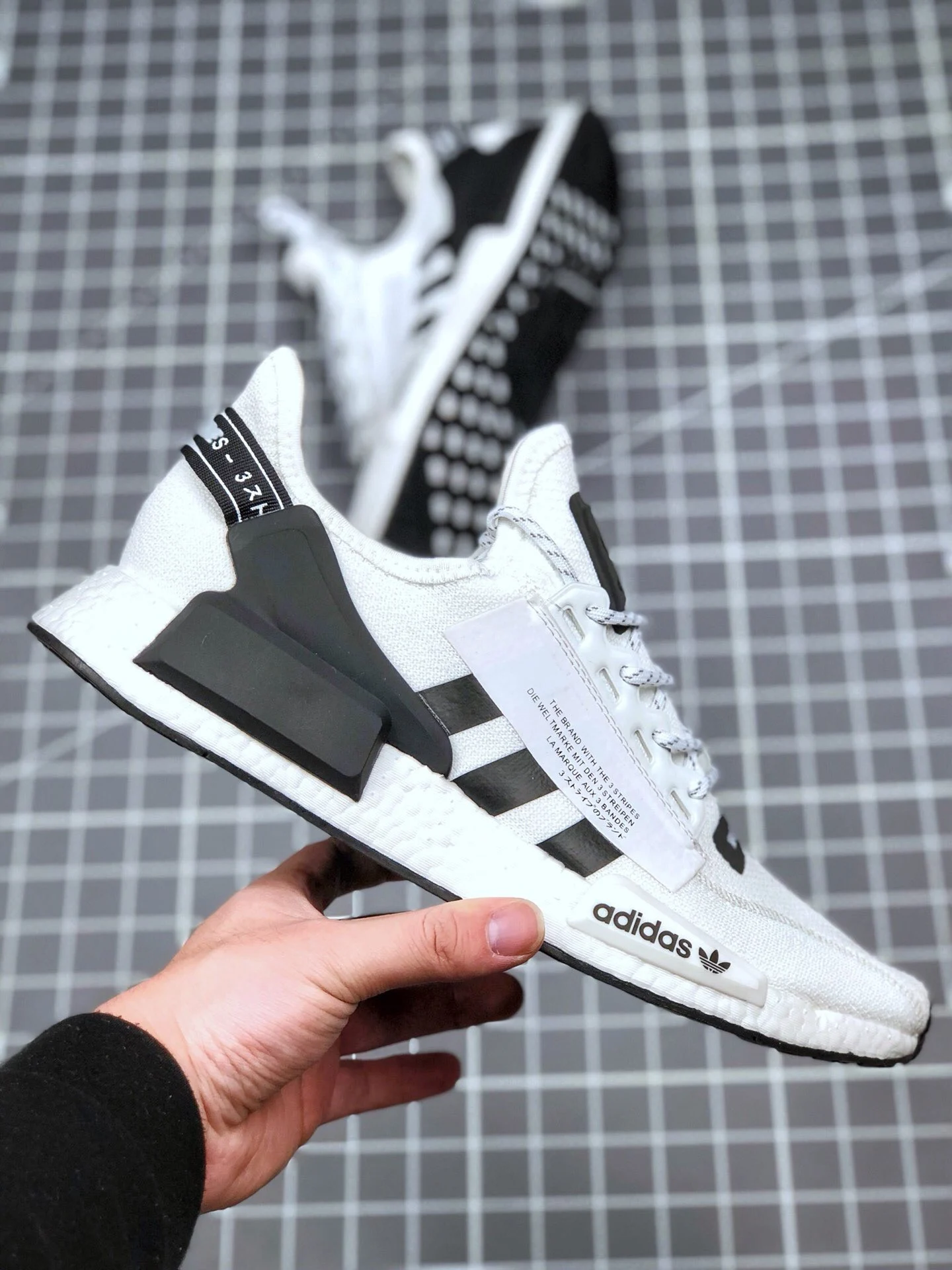 Adidas NMD R1 V2 White Black FV9022 For Sale