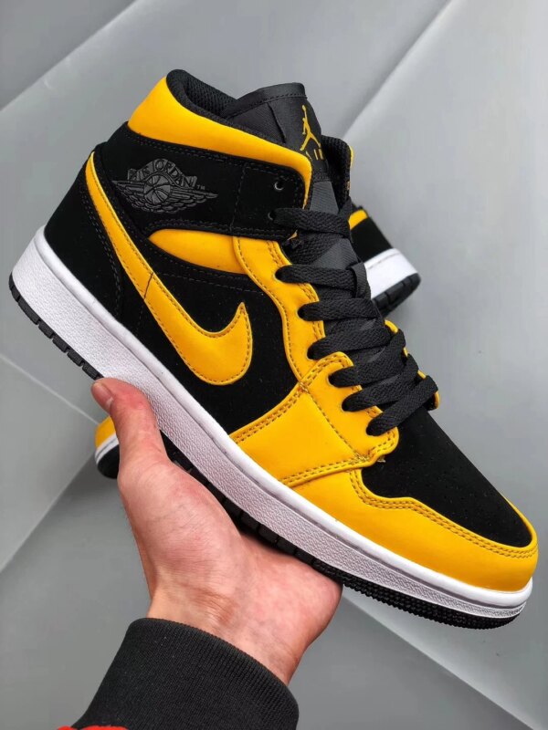 Air Jordan 1 Mid Reverse New Love Black Yellow On Sale