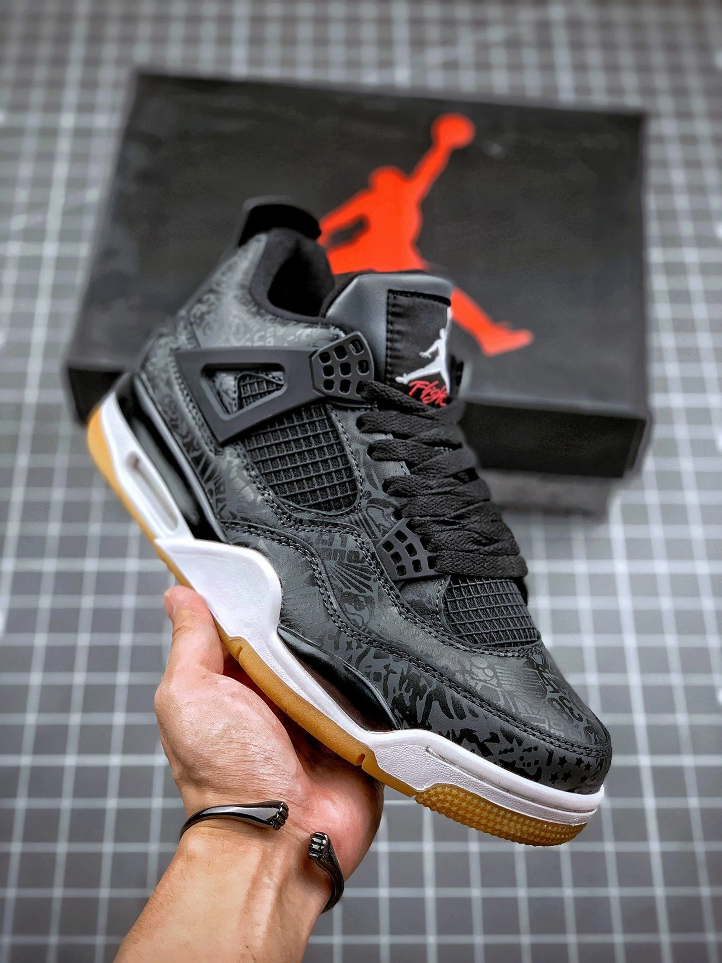 Air Jordan 4 SE Laser Black Gum For Sale