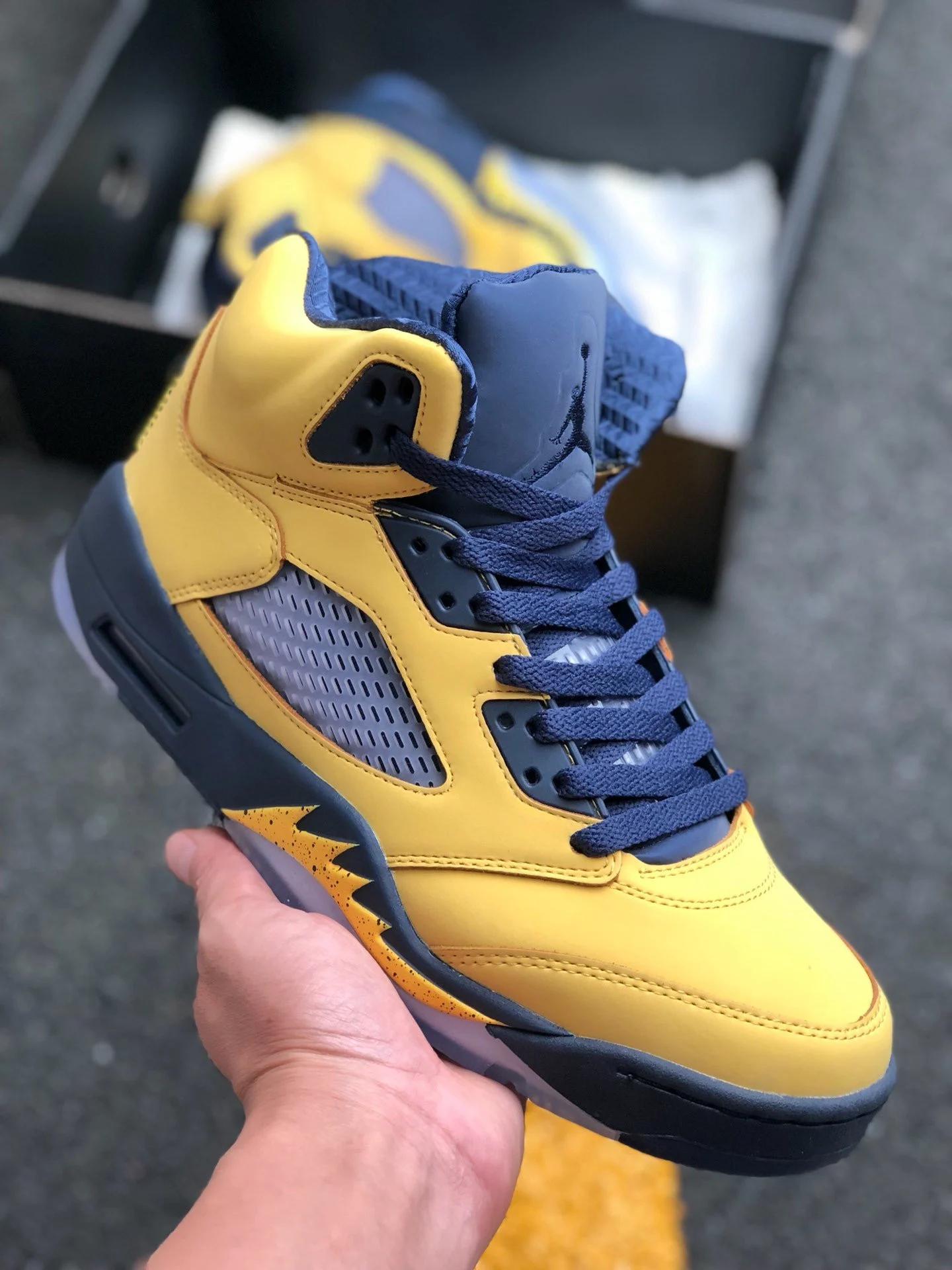 Air Jordan 5 SP Amarillo College Navy-Amarillo CQ9541-704 For Sale