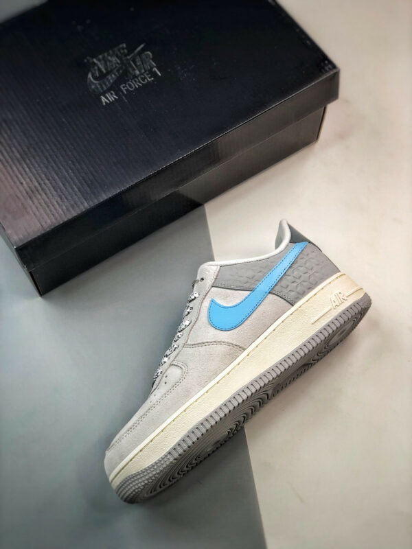 Nike Air Force 1 Low Snowflake DQ0790-001 For Sale