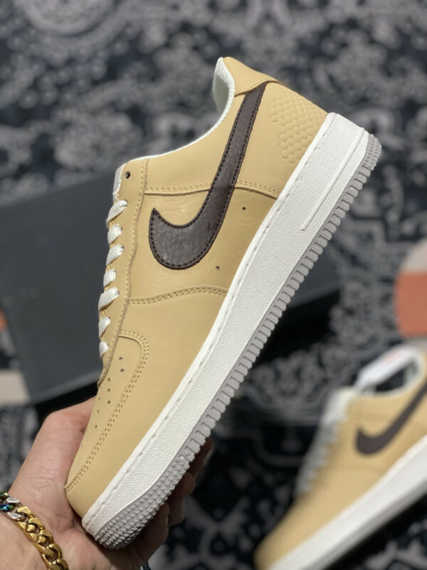 Nike Air Force 1 Manchester Bee DC1939-200 For Sale