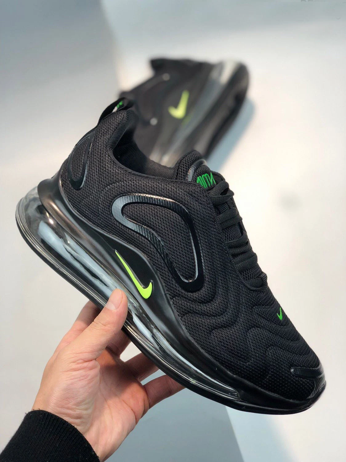 Nike Air Max 720 Black Volt CD7626-001 For Sale