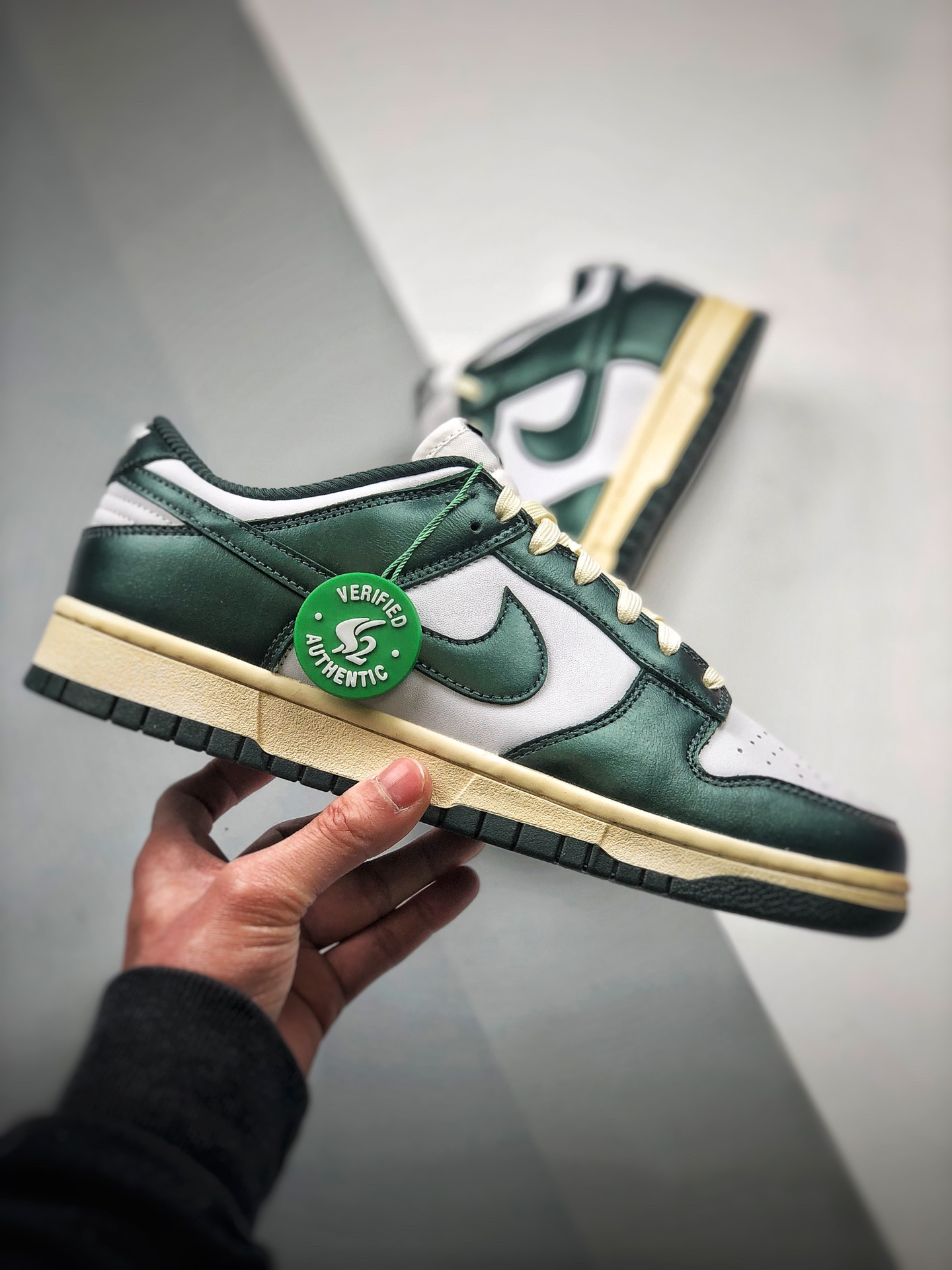 Nike Dunk Low Vintage Green White Pro Green DQ8580-100 For Sale