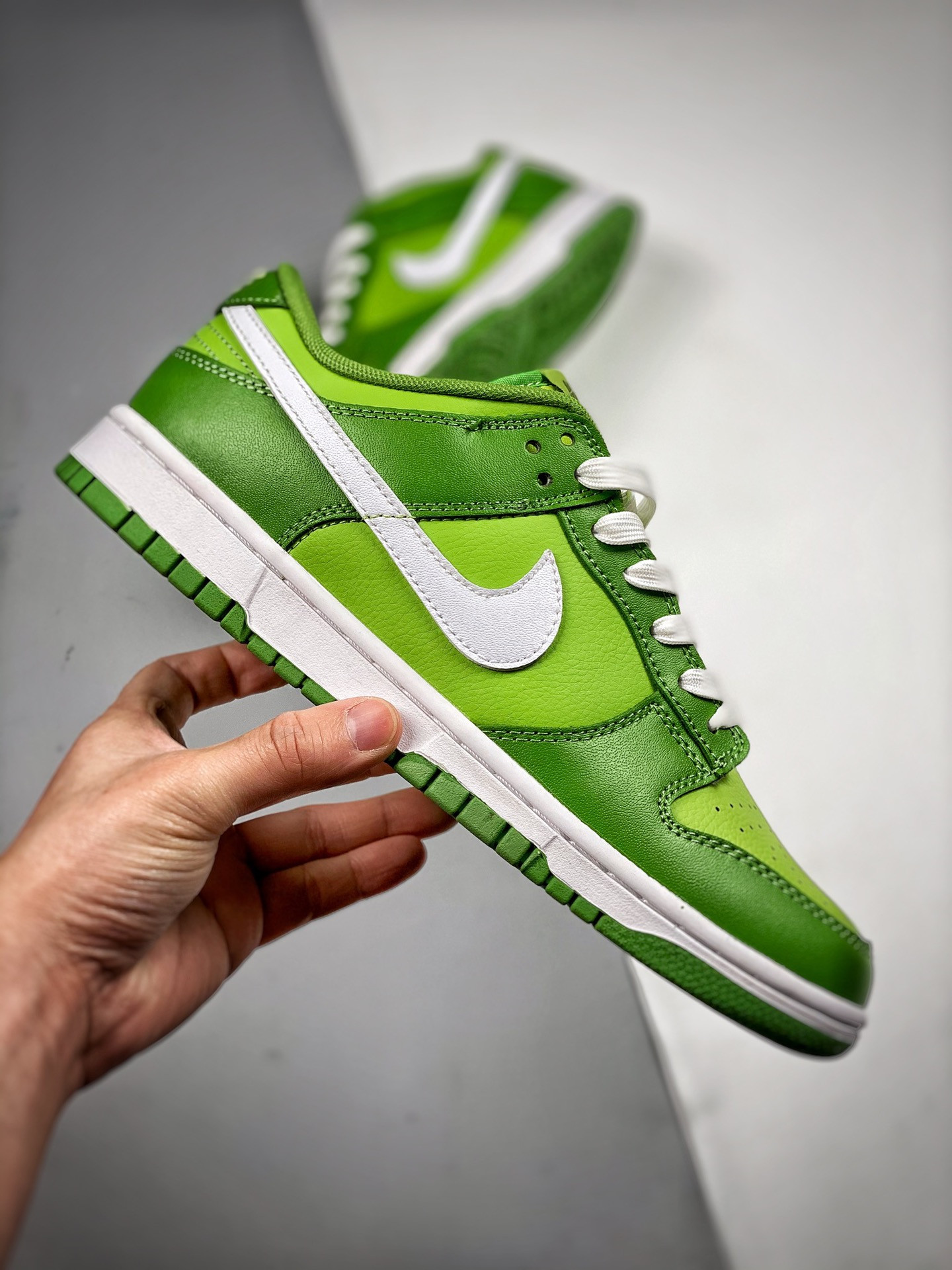 Nike Dunk Low Green White DJ6188-300 For Sale