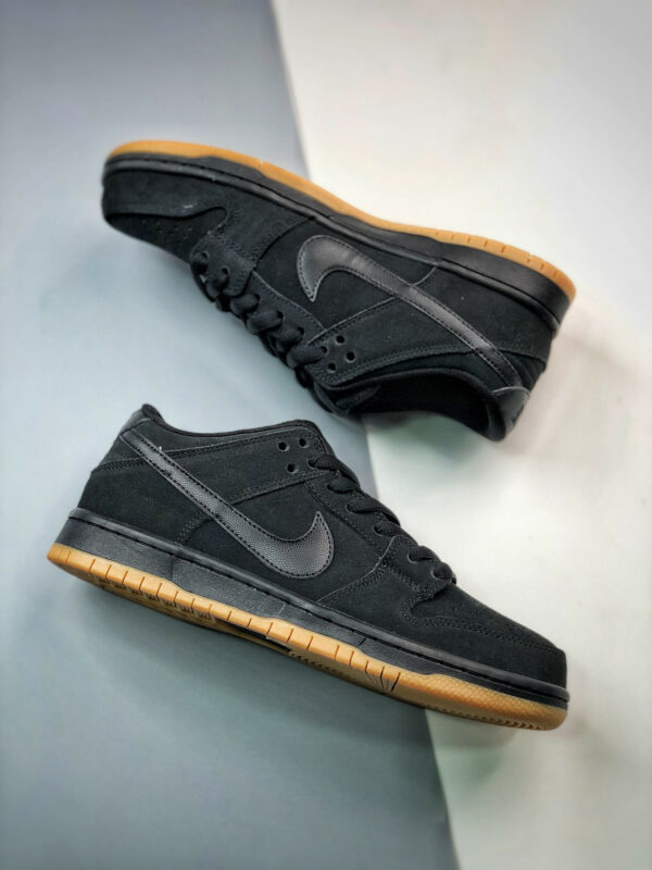 Nike SB Dunk Low IW Black Gum 819674-002 For Sale